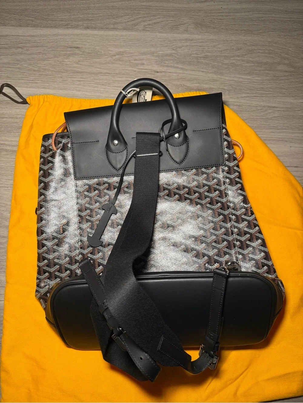 New Authentic Goyard Alpin MM 2 Backpack Noir Black w/ Original Receipt